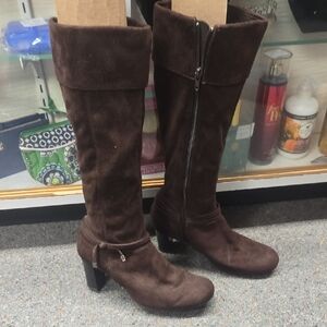 Predictions Dark Brown Heeled Boots